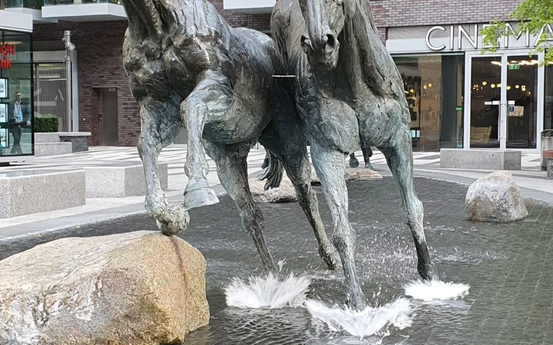 How do you make a splash in business?